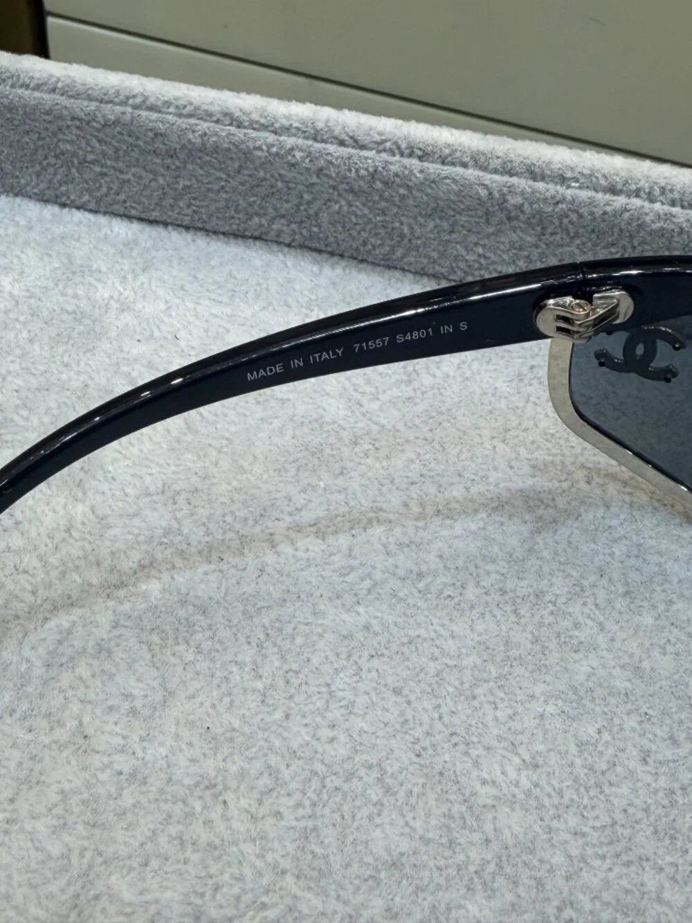 NWT AUTH CHANEL 71557 Silver Shield Sunglasses CC Logo Y2K Wrap Glasses